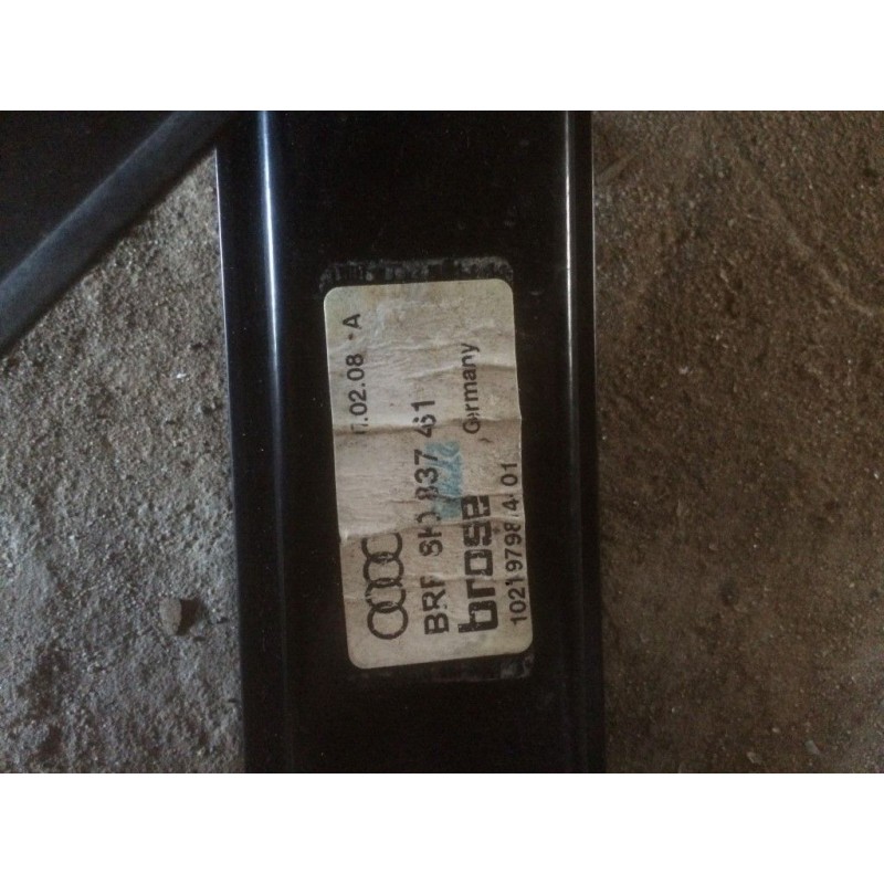 Электрический стеклоподъемник Audi A4 B8 8k0837461 (б/у)