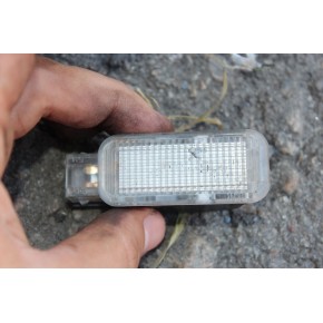 Плафон салонный Volkswagen Passat b5 3B0947415B (б/у)
