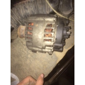 Генератор Audi A4 B8 VAG 03g903016g (б/у) рабочий