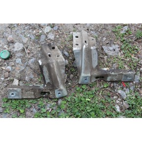 Кронштейн крепления крыла Volkswagen Bora 1j0821136
