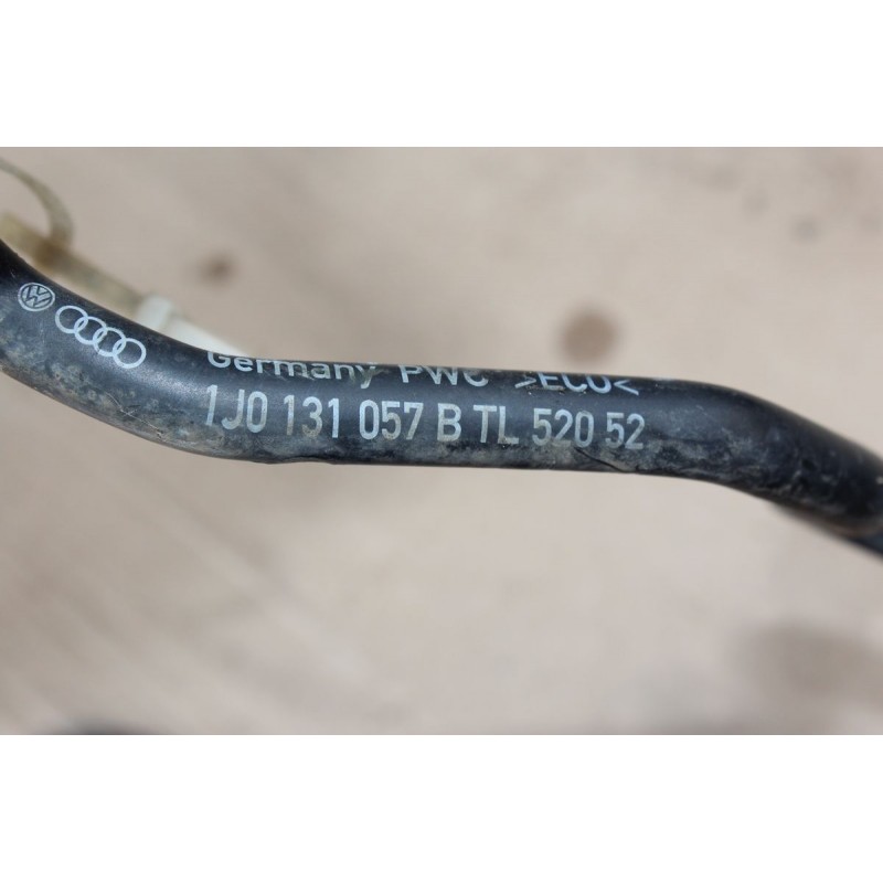 Шланг вакуумный Volkswagen Bora 1j0131057b