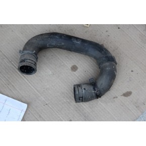 Патрубок системы охлаждения (вода) Volkswagen Bora 1j0121063d