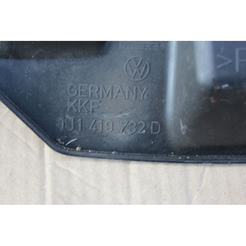 Накладка рулевой колонки Volkswagen Bora 1j1419732d