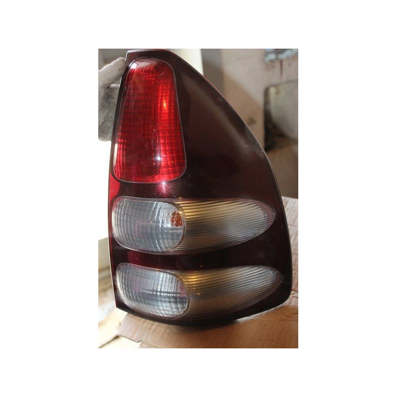 Задний правый фонарь Toyota Prado 120