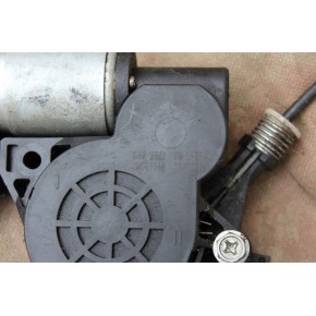 Моторчик стеклоподъемника MAZDA 3 2003-09 передний