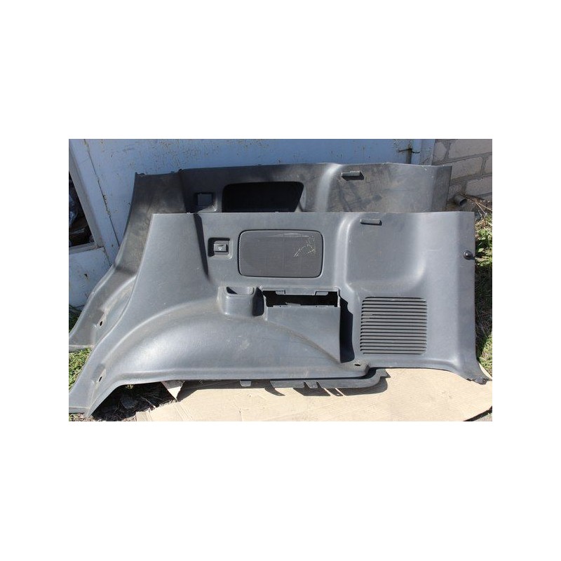 Панель багажника на Toyota Prado 120, Lexus Gs 470