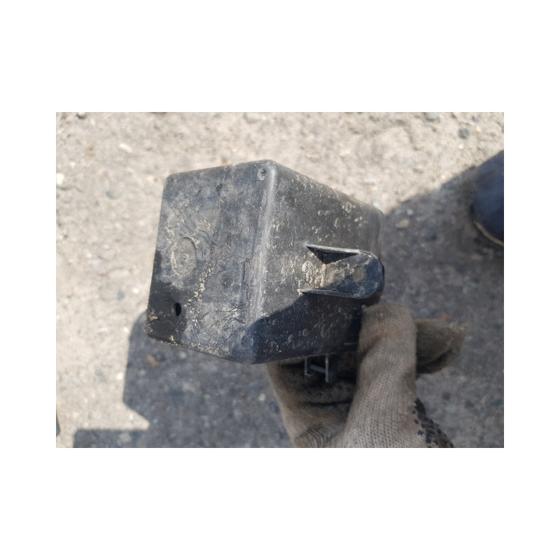 Корпус блока предохранителей, реле 1j0941393 цена и фото