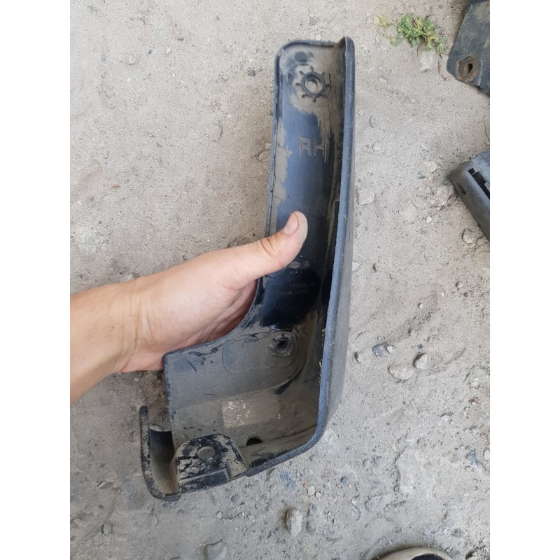 Брызговик задний правый Hyundai Tucson, купить б/у 86842d7000, цена и фото