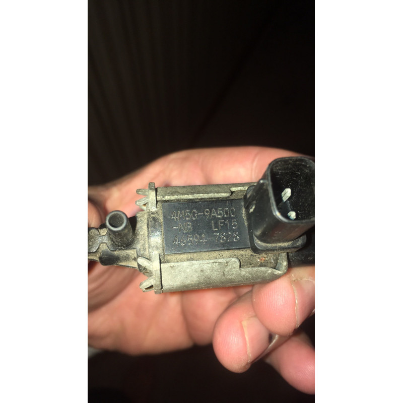 Клапан EGR Ford та Mazda, оригінальний номер за каталогом 4m5g-9a500-NB