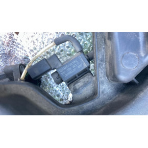 Клапан EGR електромагнітный на Audi A4 B8 037906283c