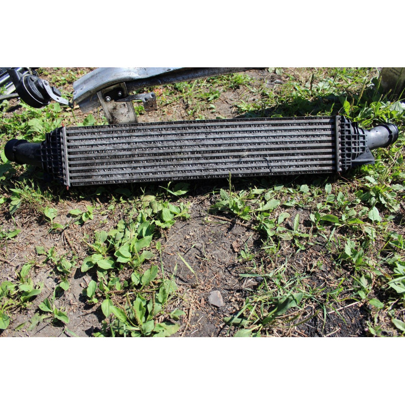 Интеркулер Audi a4 q5 a5 8k0145805G (б/у) 2007-09