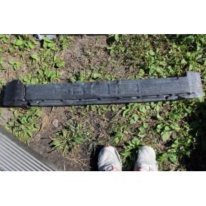 Пенопласт переднего бампера Audi a4 8k0807550 (б/у)