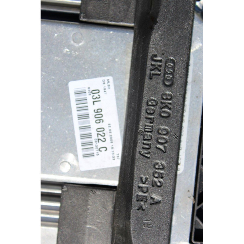 ЭБУ (блок управления двигателем) 03l906022c Audi a4 8k0 tdi CAGA