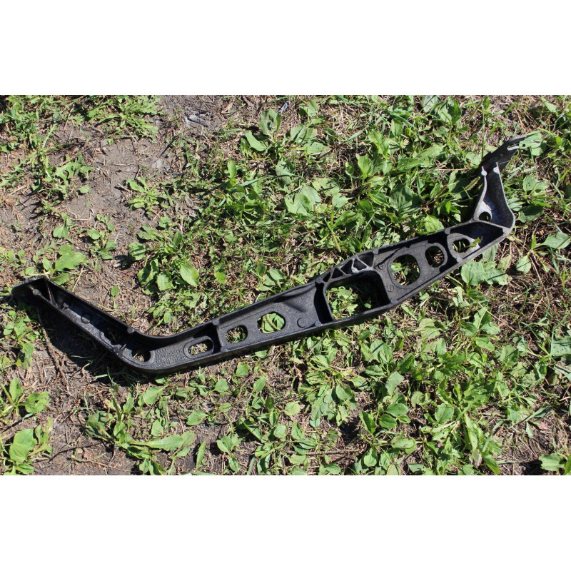 Балка передняя поперечная (кронштейн, трубка) 8K0199521C Audi a4/b8