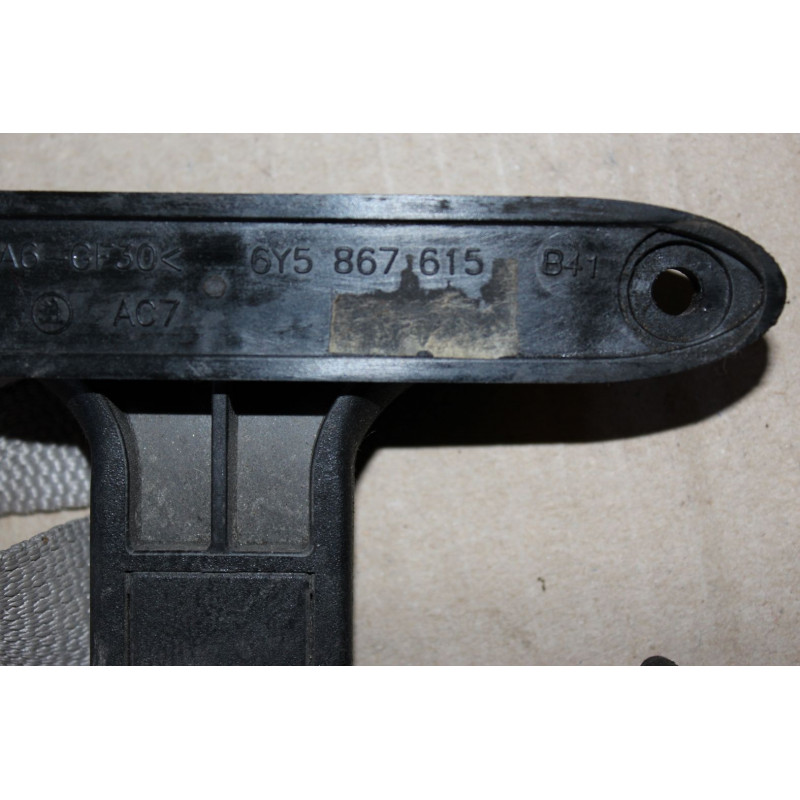 Крючок в багажник Skoda Volkswagen 6y5867615 b41 б/у 