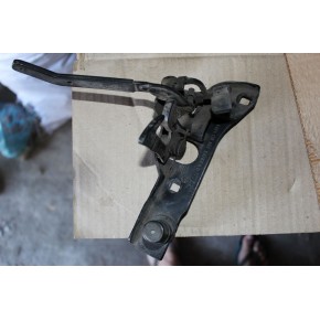 Замок на капот механический Volkswagen Skoda 3U0823480E (б/у)