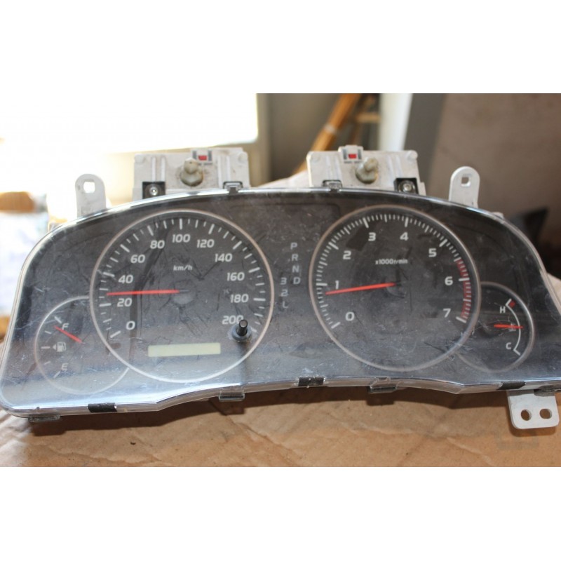 Щиток приборов Toyota Prado 120