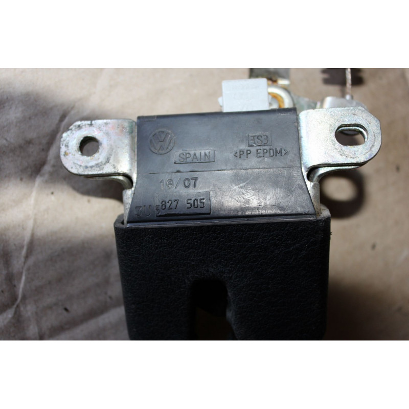 Замок капота Volkswagen Passat b5 3u5827505 (б/у)