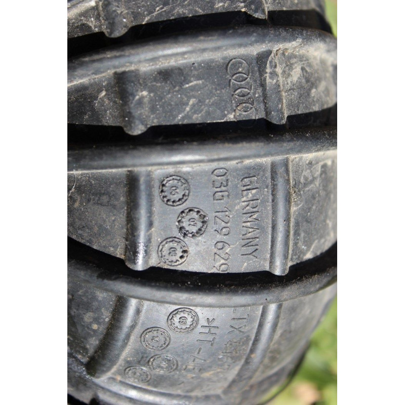 03G129629 Патрубок для Audi a4/b8 tdi, Volkswagen, Skoda