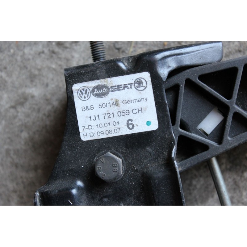 Педаль сцепления Volkswagen Passat b5 (б/у) 1j1721059ch