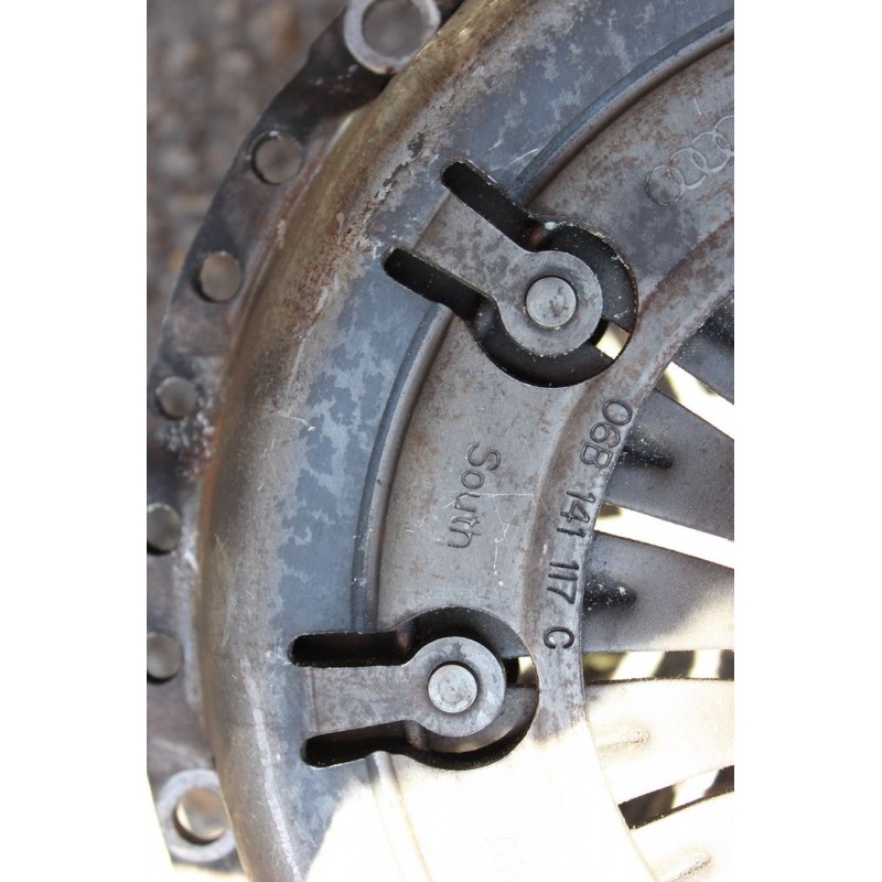 Корзина сцепления Volkswagen Passat b5 1.8t awt  06b141117c (б/у)