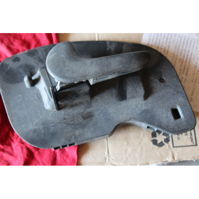 Ручка передней левой двери внутренняя Opel Corsa C 90534747 (б/у)