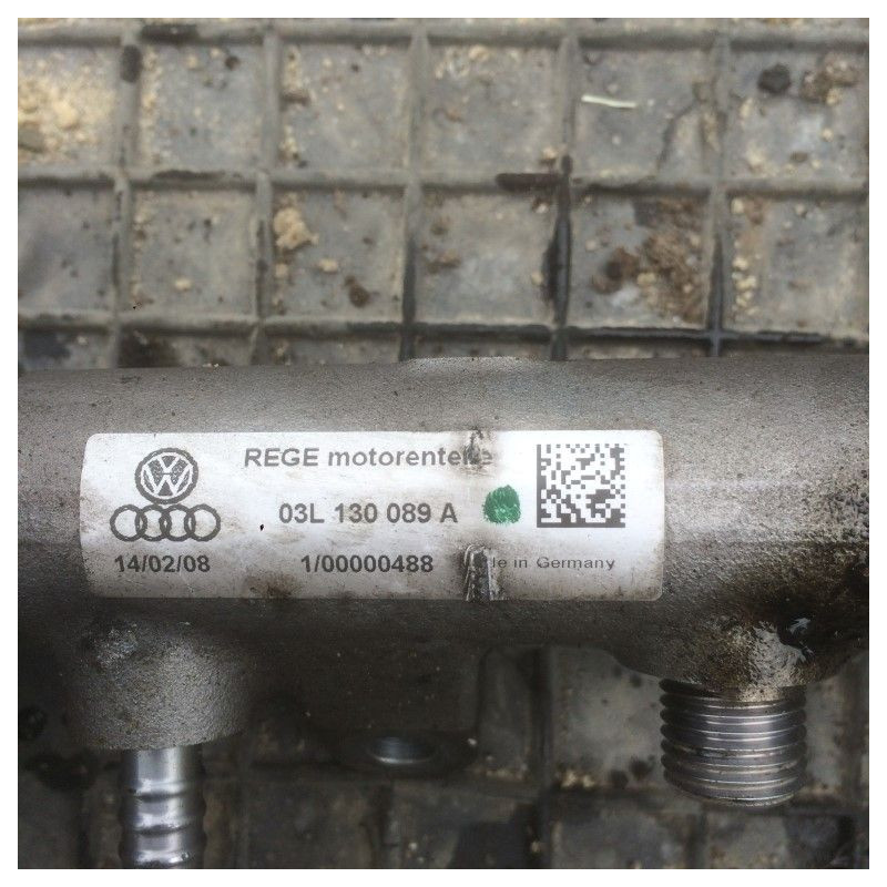 Топливная рейка Audi a4 B8 03l130089 дизель (б/у)