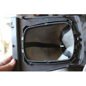 Пластик селектора кпп 3u1863216 (б/у) Skoda Superb 02-08