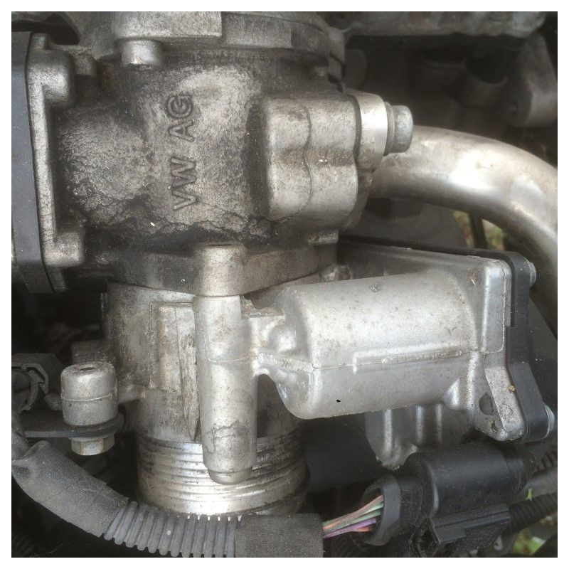 Дроссельная заслонка Audi A4/B8 VDO A2C83076000 (б/у)