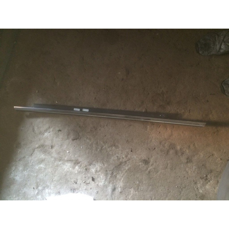 Накладка крыши декоративная Audi A4 B8 8k0853764D (б/у)