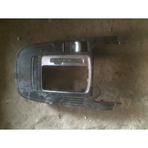 Накладка на селектор в салон Audi A4/B8 VAG 8k0864261 (б/у)