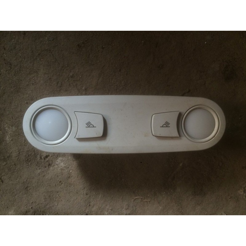 Плафон салонный Audi A4 B8 8t0947111 (б/у)